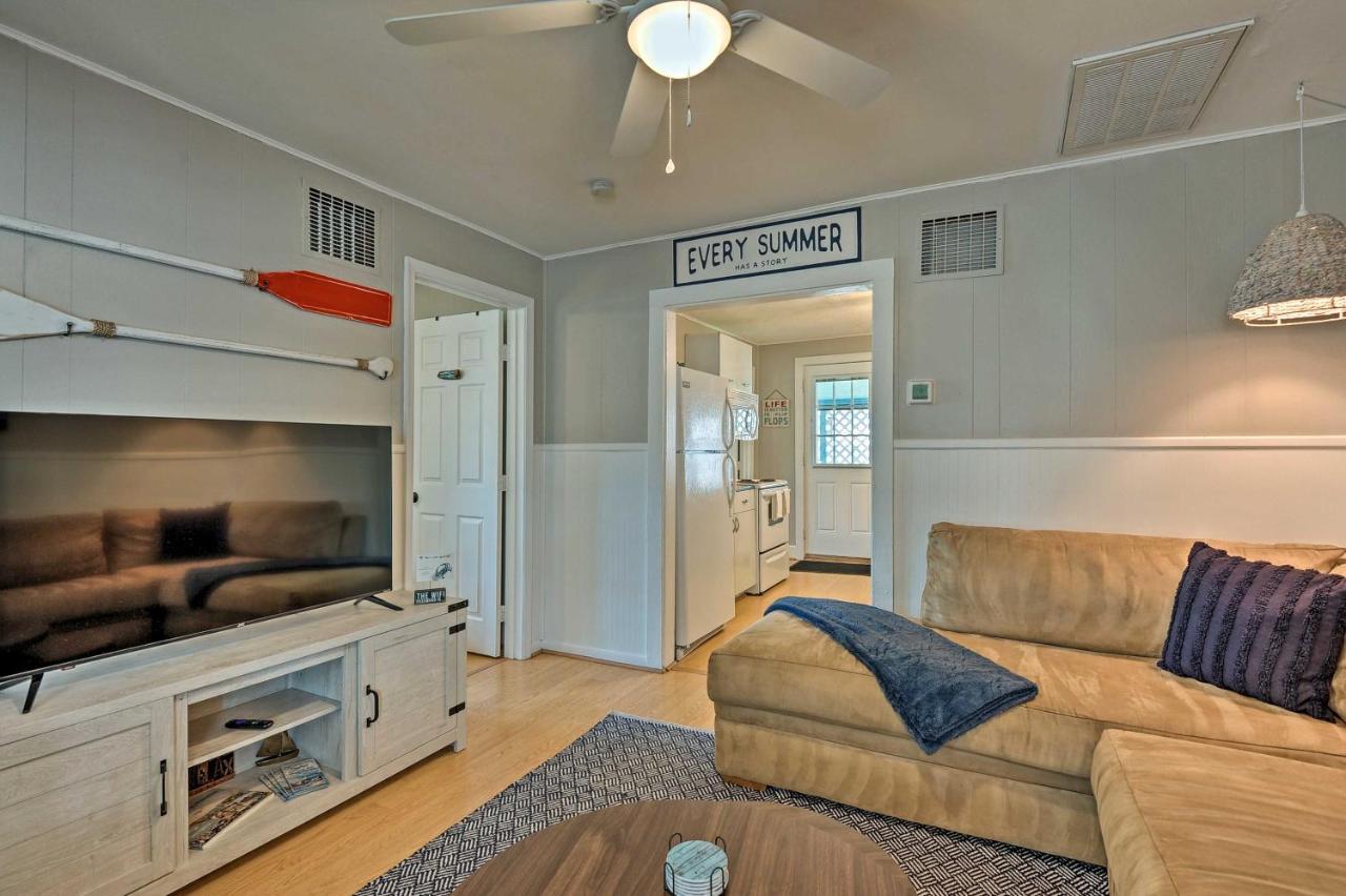 The Blue Crab Cottage - 3 Blocks From The Beach! Колониал Бийч Екстериор снимка